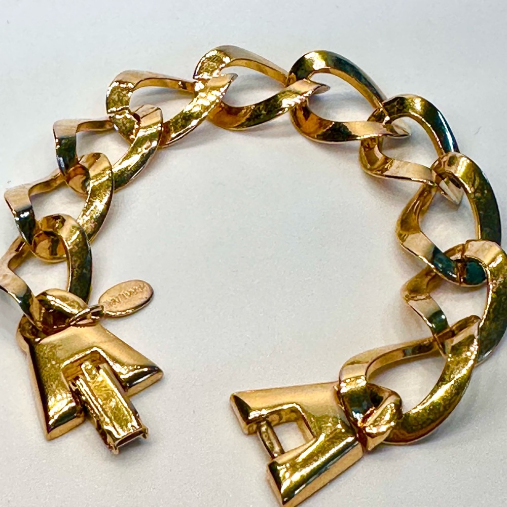 Park Lane Large Chain Link 7.5” Fold Over Clasp Bracelet